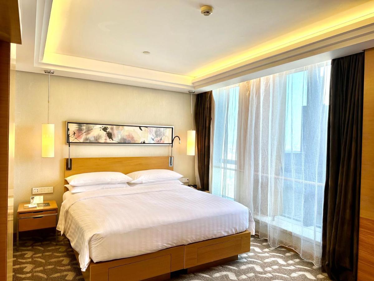 Swissotel Foshan, Guangdong - Free Shuttle To Canton Fair Екстериор снимка
